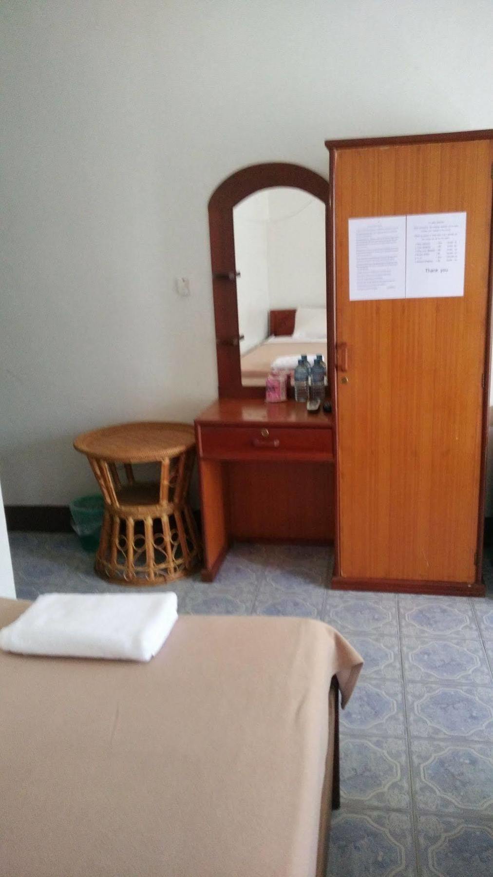 Chanthasom Guesthouse Ban Nongdouang Luaran gambar