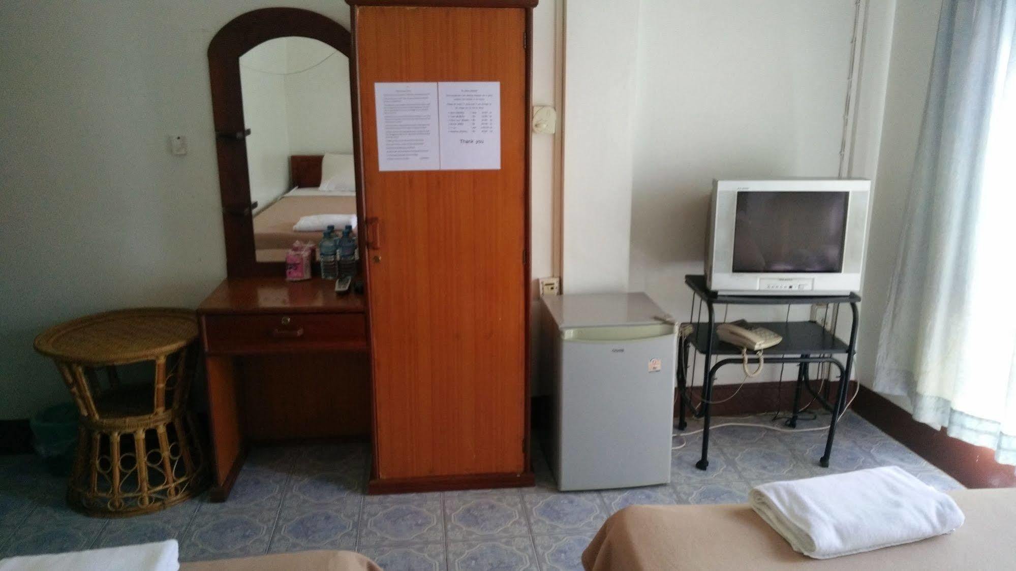 Chanthasom Guesthouse Ban Nongdouang Luaran gambar