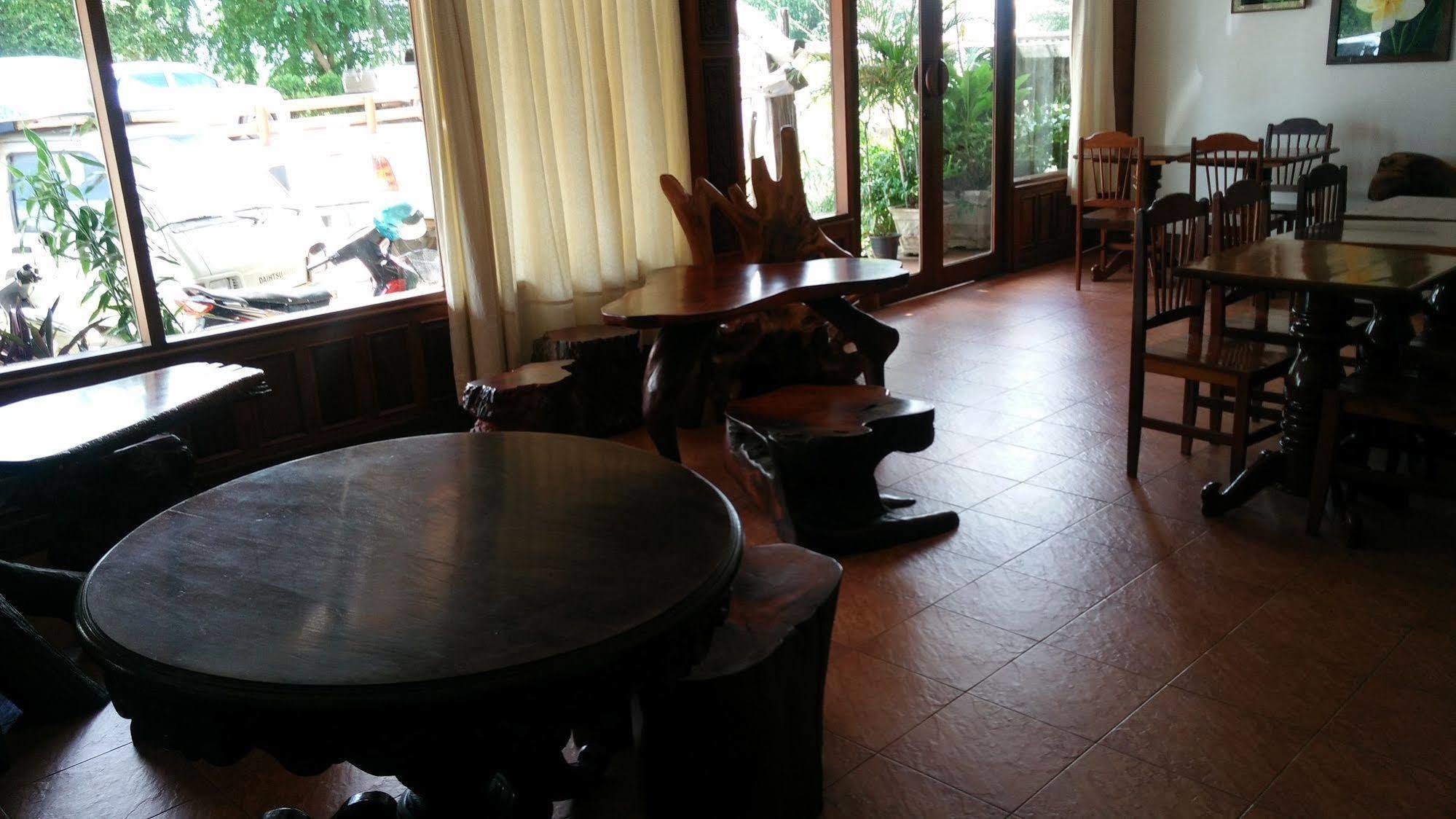 Chanthasom Guesthouse Ban Nongdouang Luaran gambar